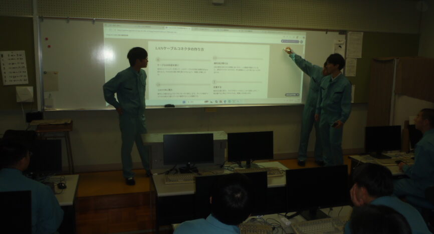 {{placeholder content='e3sgYnJpenlfZGNfaW1hZ2VfYWx0IH19' imageSrc='wp-10c45ae132fd7b11765e47f507eb8184.jpg'}}